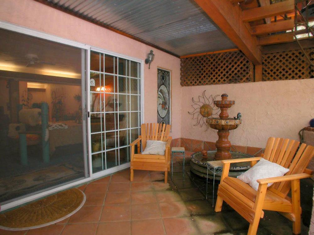 جوليان Wikiup Hummingbird Hotel المظهر الخارجي الصورة