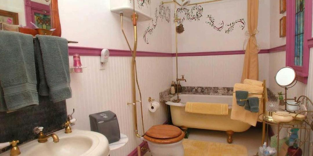 جوليان Wikiup Hummingbird Hotel المظهر الخارجي الصورة